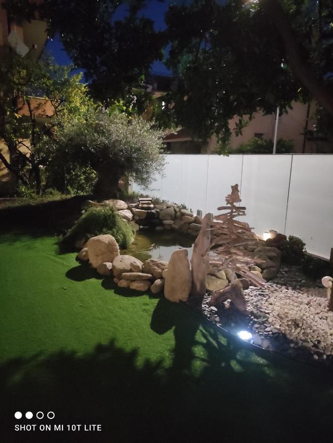 Appartamento Spotorno Con Ampio Terrazzo Attrezzato Anche Con Angolo Cottura Exterior foto