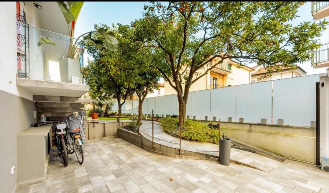 Appartamento Spotorno Con Ampio Terrazzo Attrezzato Anche Con Angolo Cottura Exterior foto